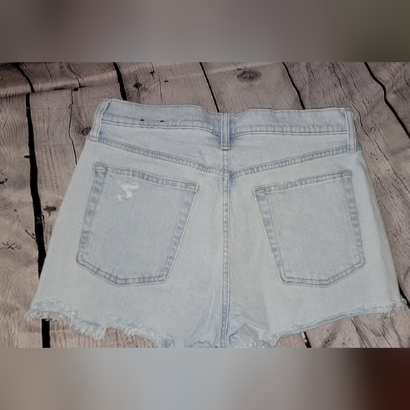 Denim shorts - Picture 5 of 6